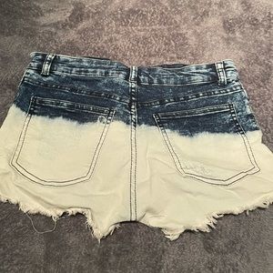 H and M Bleach Dipped X Coachella Shorts Size 8
